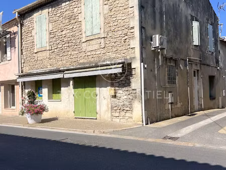 maison de ville au coeur du village d'eyragues - 6 km de st rémy de provence