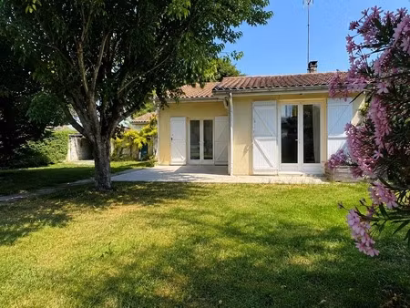 saint-laurent-médoc – maison de charme avec jardin arboré  garage en pierre de 80 m² et dé