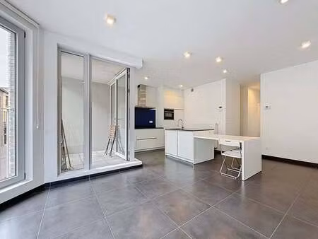 appartement à louer à antwerpen € 895 (lpr4s) - dewaele - antwerpen | zimmo
