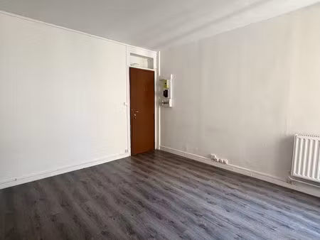 studio 27 m²