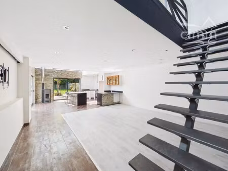 maison de type 3 de 166 m² + appartement indépendant et garage