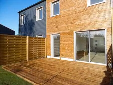 location maison à rezé (44400) : à louer / 88m² rezé