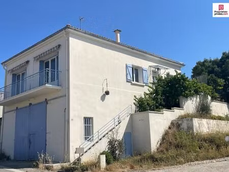 maison avec garage exceptionnel de 95 m² et jardin