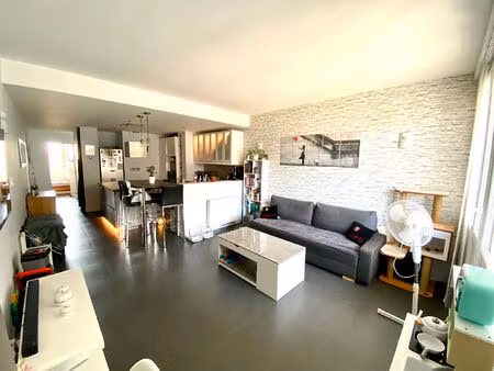 appartement 4 pièces  dix arpents  10 mins gare!