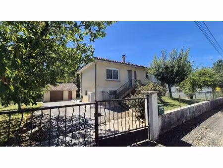 maison individuelle 6 pièces à proximité du centre ville d'ea