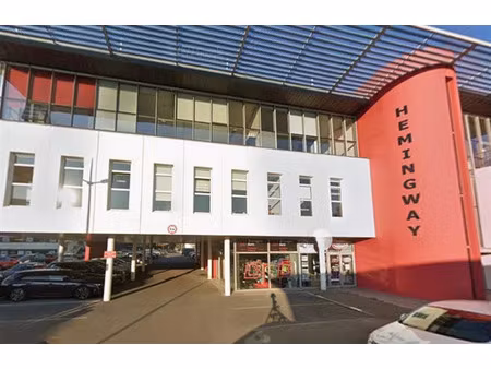 location bureau brest 156 m²