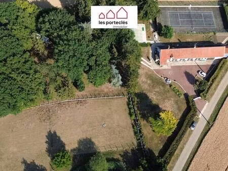chapelon (1h50 de paris)  3/4 ch  bureau  piscine  tennis sur 7737 m²