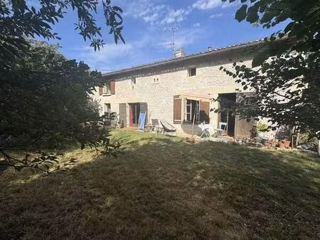 authentique maison de pierre avec dépendance et terrain arboré