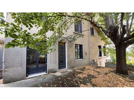 maison d'habitation de 135m2 sur 700m2 de terrain environ