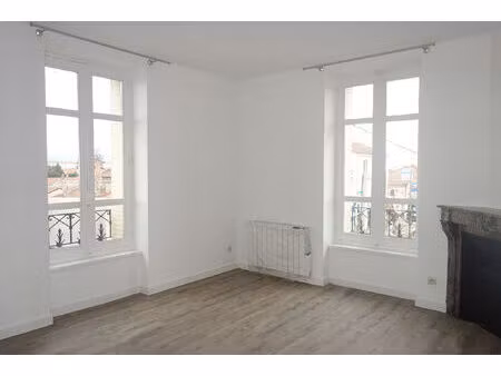 location appartement 1 pièce 29m²