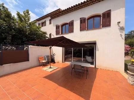 maison de luxe 3 chambres en vente à le castellet  france