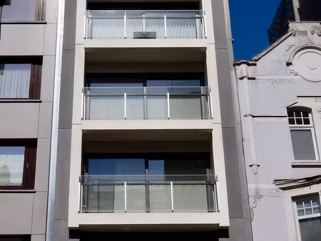 appartement te koop in oostende met 2 slaapkamers