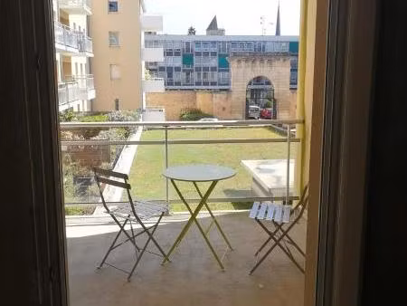 location appartement 4 pièces 95m² poitiers 86000