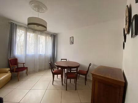 location appartement 3 pièces 50m²