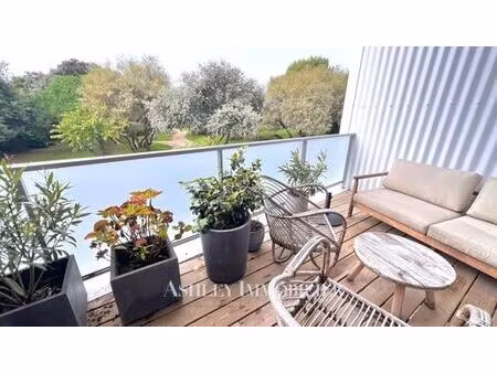 appartement de luxe 3 chambres en vente à la rochelle  france