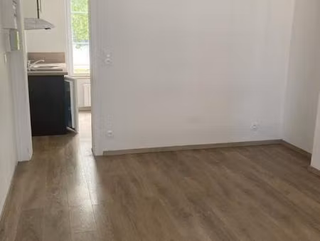 location appartement 1 pièce 22m² lisieux 14100