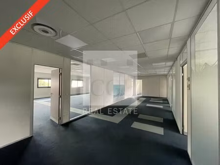 location bureaux 273 m²