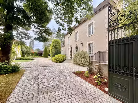 une demeure confidentielle au cœur d'un patrimoine millénaire