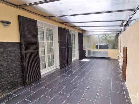 maison renovee avec 4 chambres avec véranda