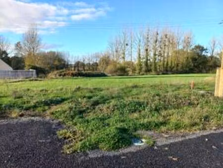 vente terrain à lanvallay (22100) : à vendre / lanvallay