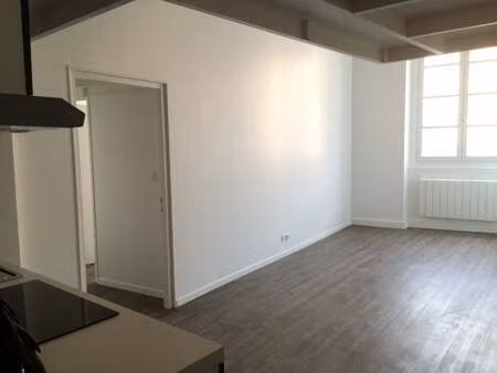 appartement renove lyon 04 - 4 pièce(s) - 72 m2