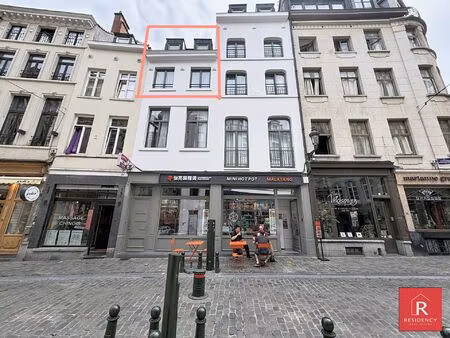 duplex à louer à rue des chapeliers 34 bruxelles (vbe40799)