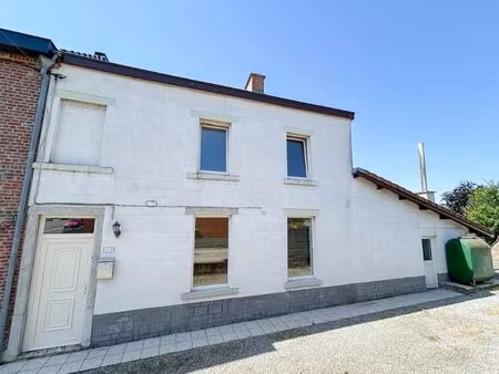 maison à vendre à rue de forchies 155 fontaine-l'évêque (vbe40749)