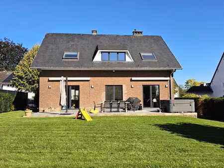 villa 4 chambres avec jardin et terrasse