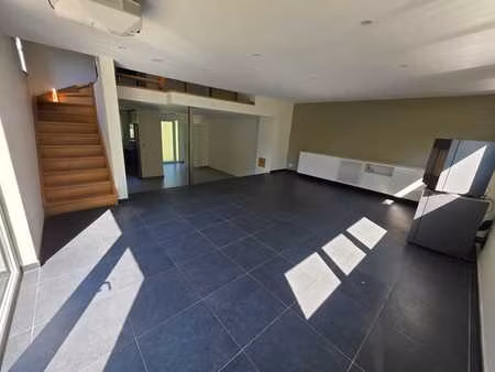 maison 3 ch. avec terrasse et petit jardin