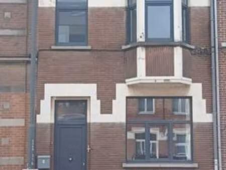 maison d'habitation avec 3 chambres idéale pour une future c