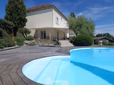 maison de luxe à vendre à hagetmau