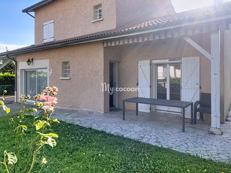 maison de luxe à vendre dans le quartier chassieu le haut