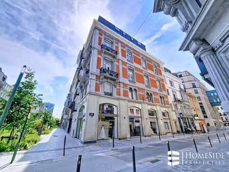 rogier/de brouckere - appart. +/-110m² - 2ch + terrasse !!
