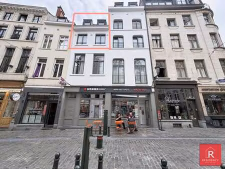 à louer–superbe duplex meublé et équipé au cœur de bruxelles