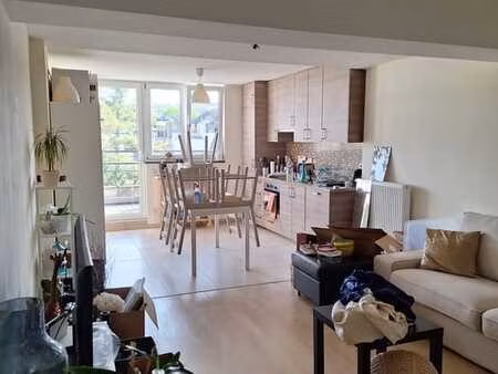 duplex 2 chambres - 1500€/mois - quartier européen