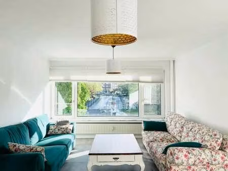 appartement 2 ch. lumineux avec balcon à evere