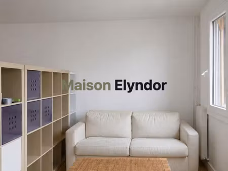 studio à louer – paris 18ᵉ – non meublé