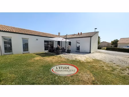 plain-pied récent au coeur de château-thébaud
