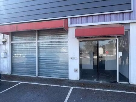 local commercial à louer