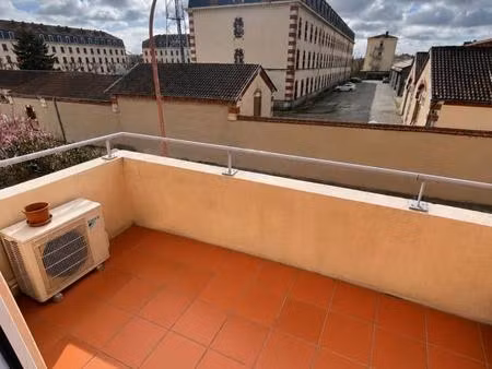 appartement t2 cote pavée