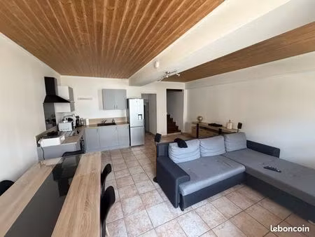 à louer – appartement de 78 m² situé dans le centre-ville de beauvoir sur mer