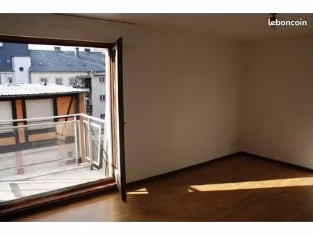 strasbourg centre joli f1 30m2 + balcon 620+ch
