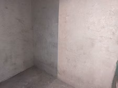 cave avec prise électrique 4m² rue de chabrol box local de stockage gare de l'est gare du 