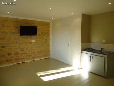 studio ferait à neuf 370 à proximité de la gare