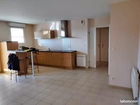 2 pièces + terrasse · 49 m² · dijon 21000 · quartier varennes toison d'or joffre