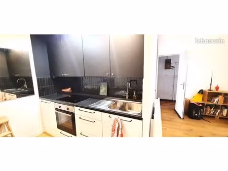 studio 1 pièce 22 m²
