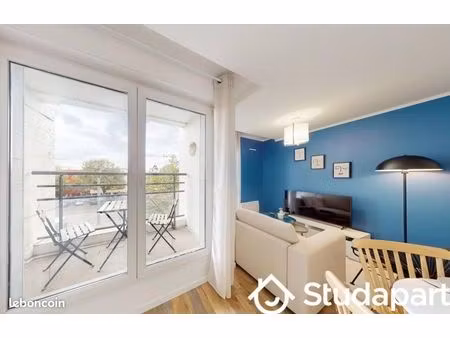 chambre 1 pièce 11 m²