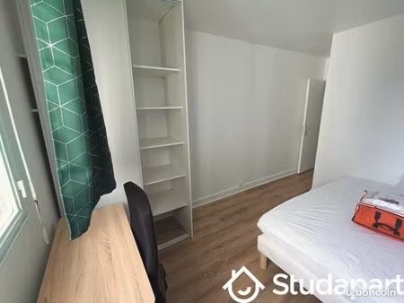 chambre 1 pièce 11 m²