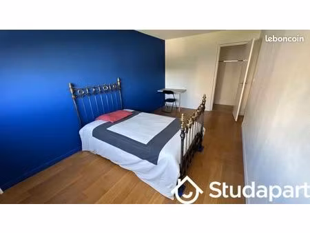 chambre 1 pièce 12 m²