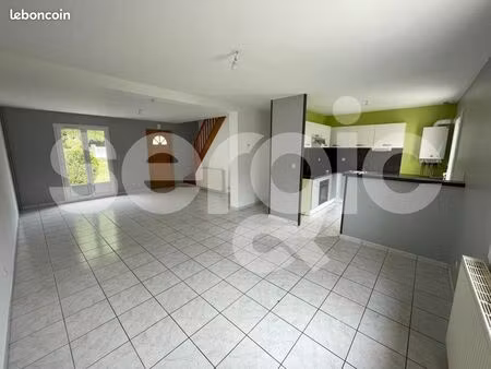 pavillon 5 pièces 93 m²